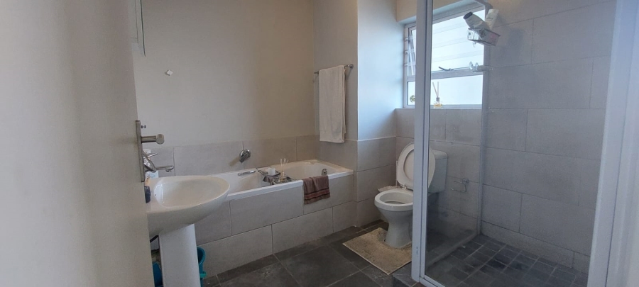 To Let 2 Bedroom Property for Rent in Haasendal Western Cape